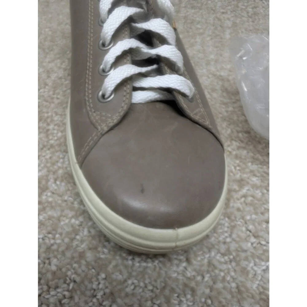 Ecco Casual Sneakers Womens Size 10.5 Mocha Casual Low Top Shoes Lace Up - Picture 13 of 15